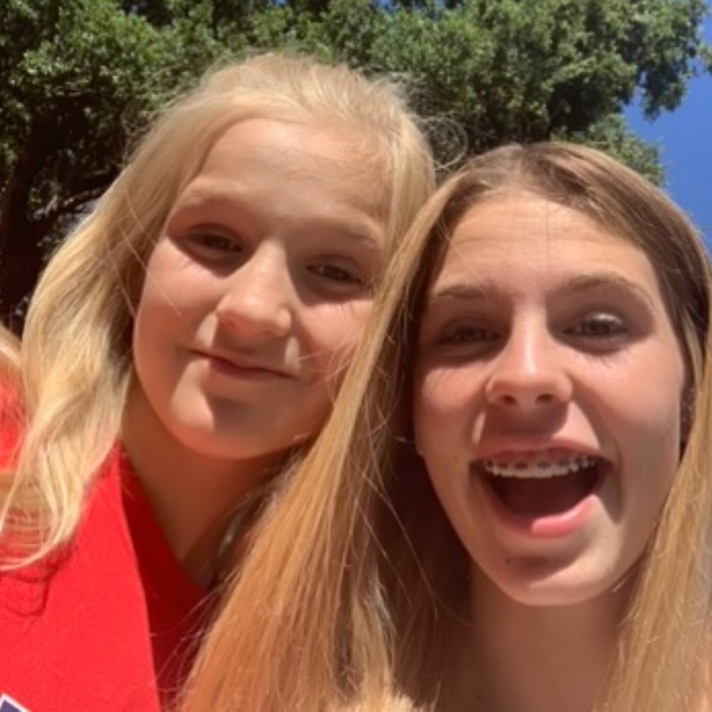 Meet your Posher, Clara